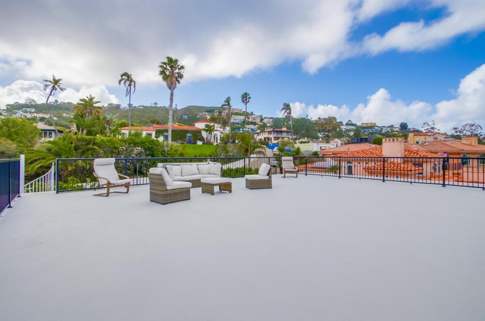 360 Rooftop View Ocean Breeze 6 Min To Beach San Diego