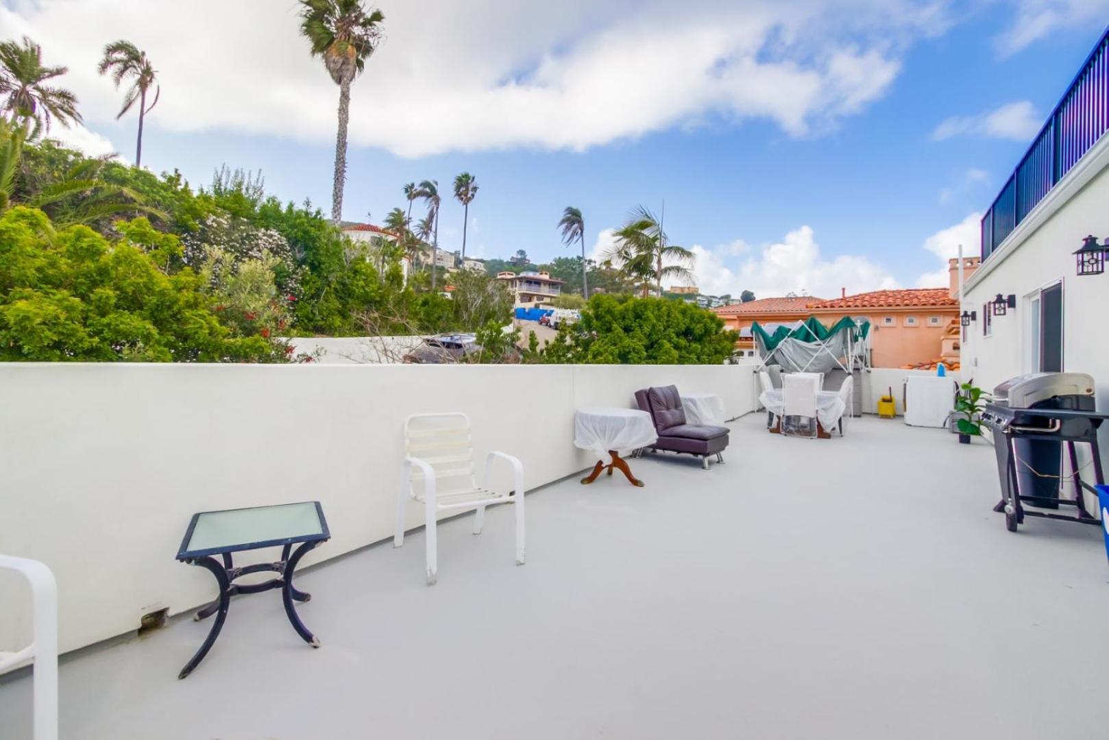 360 Rooftop View Ocean Breeze 6 Min To Beach Holiday home