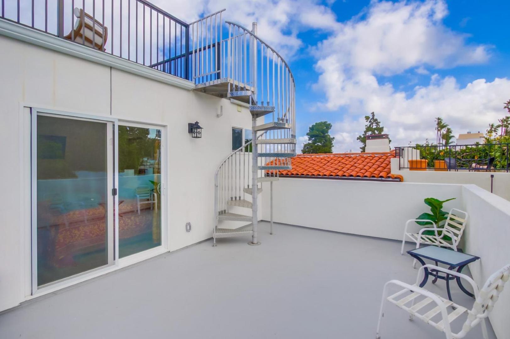 Holiday home 360 Rooftop View Ocean Breeze 6 Min To Beach