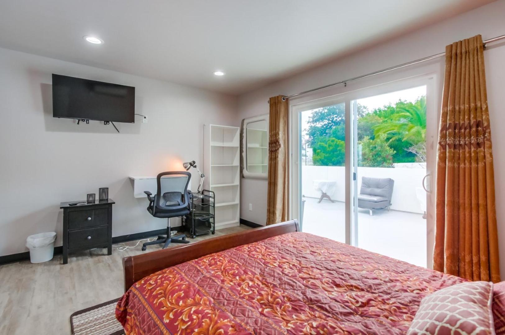 360 Rooftop View Ocean Breeze 6 Min To Beach Casa de férias San Diego